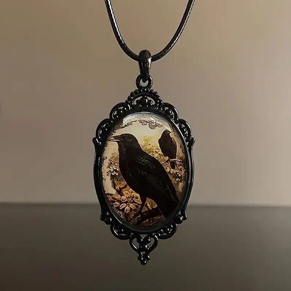 Raven Cameo Glass Pendant Necklace Crow Animal Norse Mythology Gothic Witch NEW - Picture 1 of 3